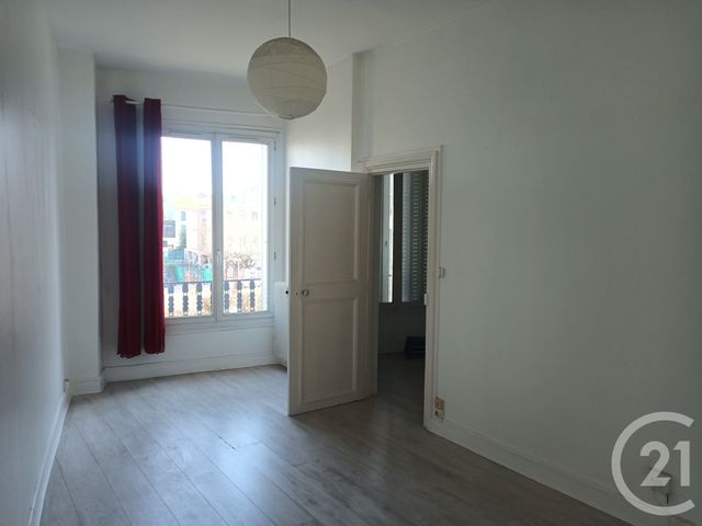 Afficher la photo en grand Appartement F2 à vendre - 2 pièces - 35.07 m2 - ENGHIEN LES BAINS - 95 - ILE-DE-FRANCE - Century 21 Osmose