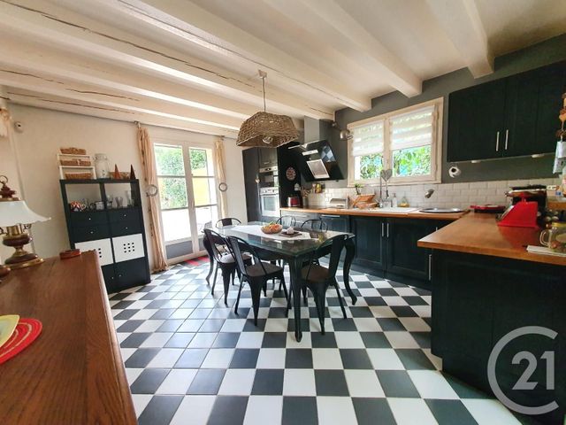 Afficher la photo en grand maison à vendre - 7 pièces - 202.0 m2 - VALLANGOUJARD - 95 - ILE-DE-FRANCE - Century 21 Osmose
