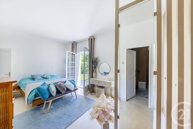 maison à vendre - 8 pièces - 263.5 m2 - VALLANGOUJARD - 95 - ILE-DE-FRANCE - Century 21 Osmose