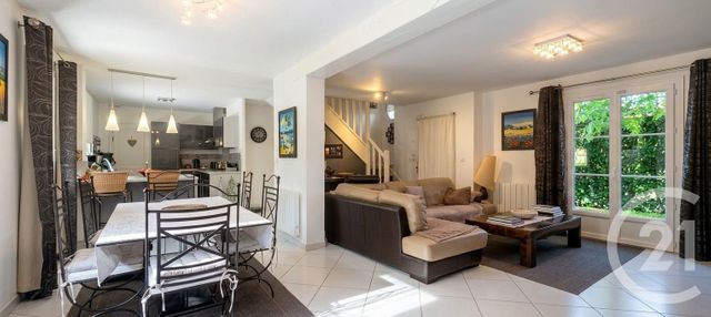 maison à vendre - 7 pièces - 120.76 m2 - VALLANGOUJARD - 95 - ILE-DE-FRANCE - Century 21 Osmose