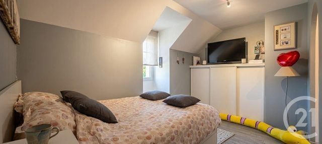 maison à vendre - 7 pièces - 120.76 m2 - VALLANGOUJARD - 95 - ILE-DE-FRANCE - Century 21 Osmose