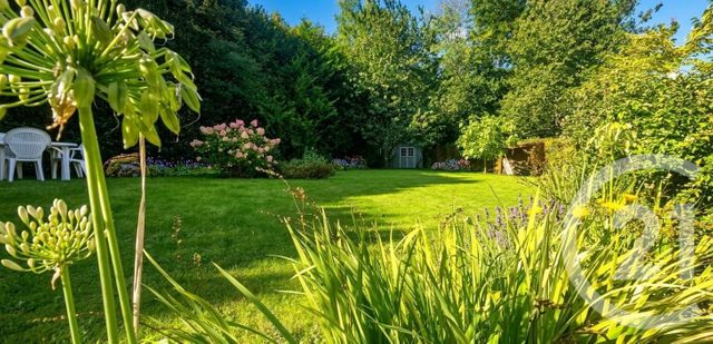 maison à vendre - 7 pièces - 120.76 m2 - VALLANGOUJARD - 95 - ILE-DE-FRANCE - Century 21 Osmose